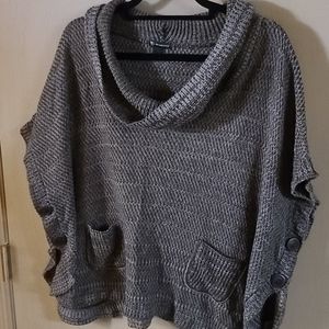 New Directions size large knitted poncho